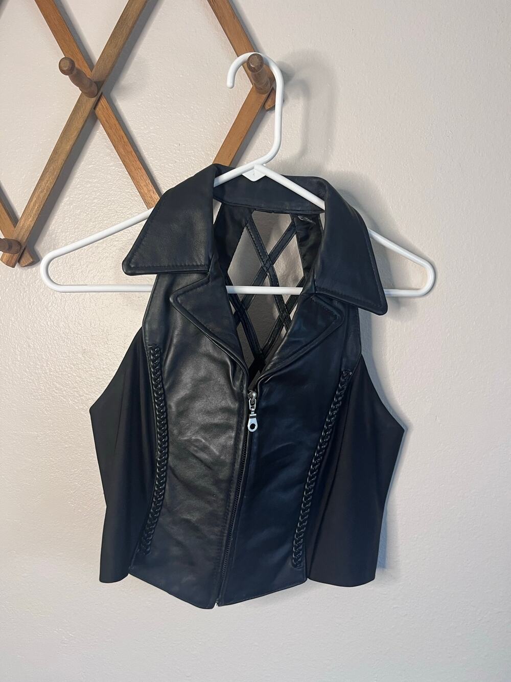 BLACK LEATHER Cage Lattice Back Zip Front Cropped Moto Biker Vest Women Size M